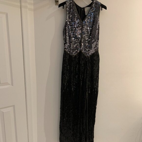 Elegant, sleek sequin/silk charcoal and black evening dress - Picture 1 of 5
